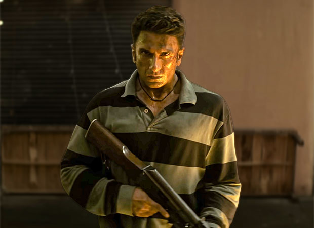 ashpakMP1's tweet photo. if you ask me, you should definitely watch this movie, but with the lens of entertainment only, nothing more nothing less, its experience to watch this movie in theatres, don't miss this movie in theatres (3/3)  #Dhurandhar‌TheRevenge #ranveersingh #adityadhar #rehmandakait https://t.co/SkpXeuhlMo