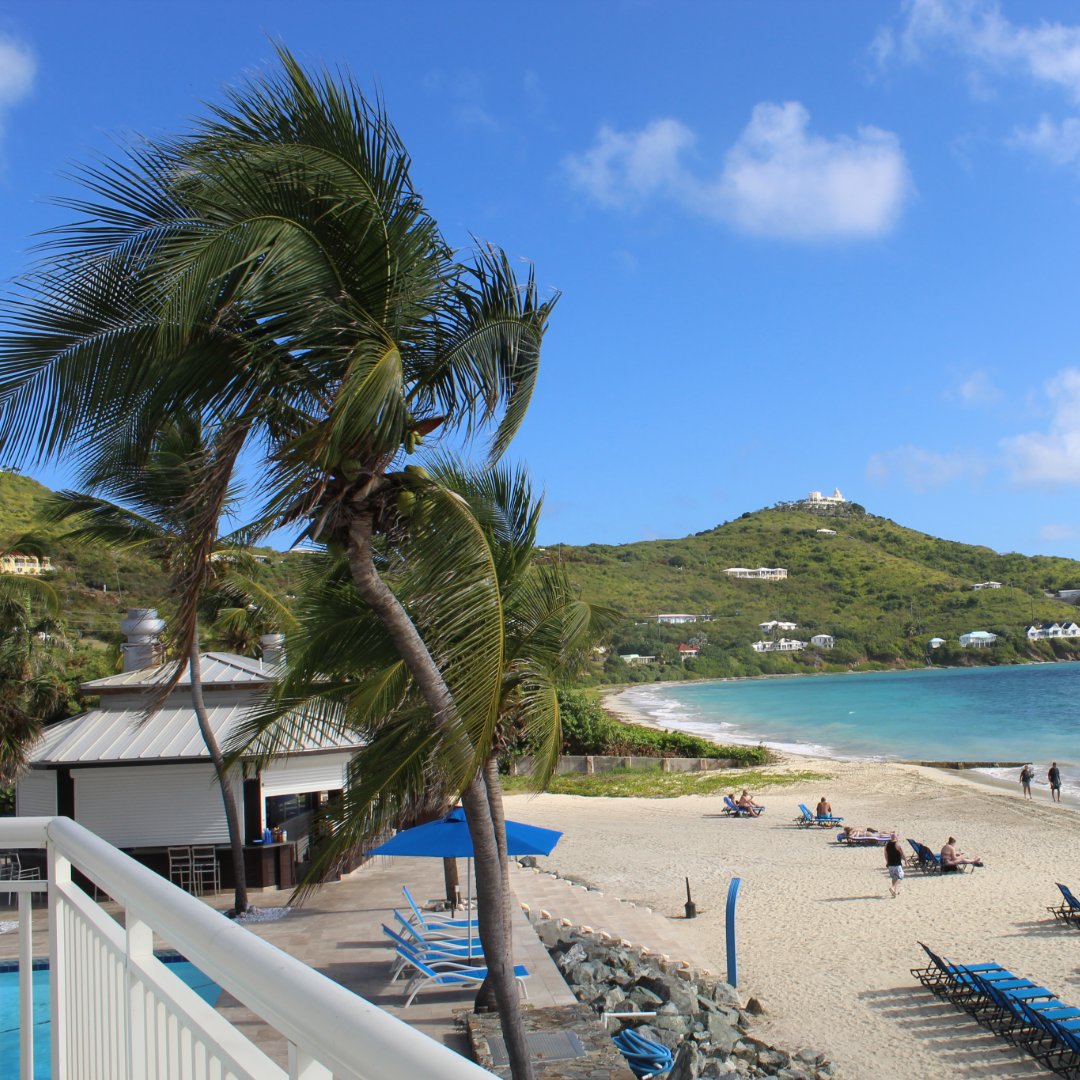 St. Croix days don’t get better than this 🌴🌊☀️

Beachfront views and nothing on the agenda but doing exactly what you want at Carina Bay All-Inclusive Resort &amp; Casino.

Would you be in the water or in a beach chair first? 

#USVI #StCroix #CarinaBay