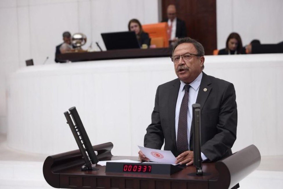 🔥İYİ Parti Ankara Milletvekili Yüksel Arslan’dan Nevruz adı altında meydanlarda terör propagandası yapanlara:

“Biz bu memleketi sokakta bulmadık ki üç beş soysuzun azgınlığına sessiz kalalım!

Her konuştuklarında, bölücü hainleri vatana ortakçı yapmaya çalışan sorumsuzlar bu