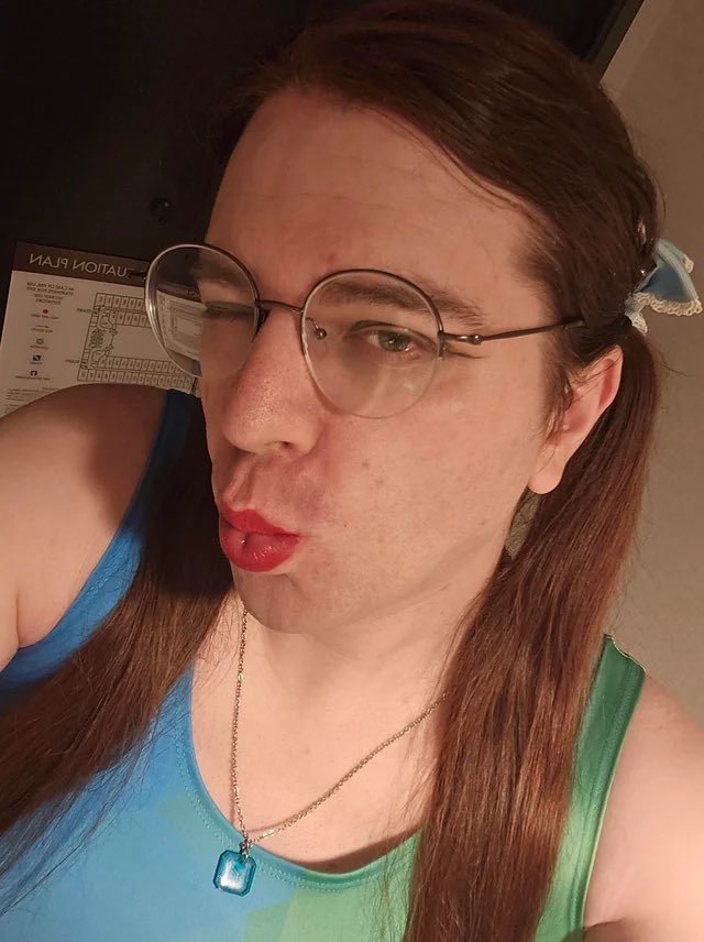 Droghiere tweet media