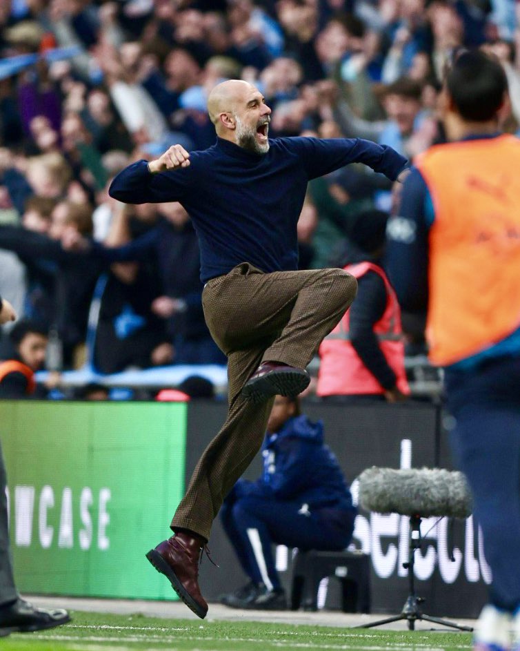 Legends Trophy tweet media