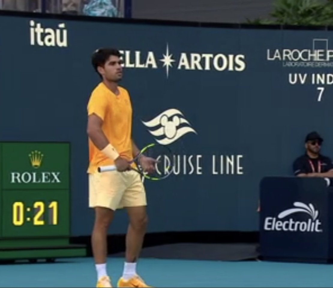 ADropShot tweet media