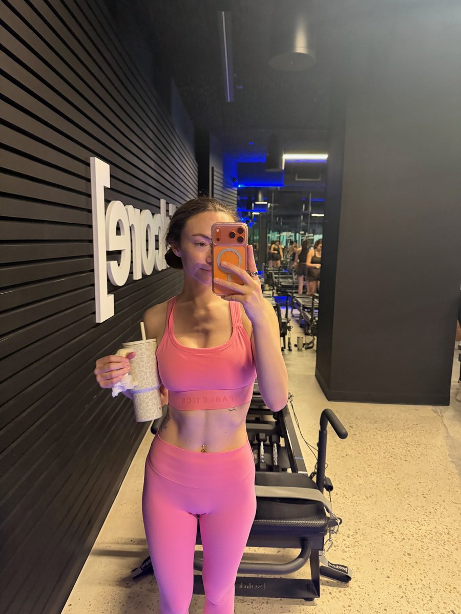 Cayla Bri tweet media