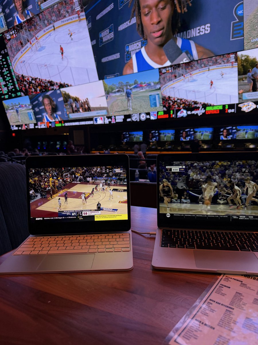 stephmarcellin's tweet photo. @CircaSports any chance we can get the women’s college games on the big screen? https://t.co/Xrmj54xeGd