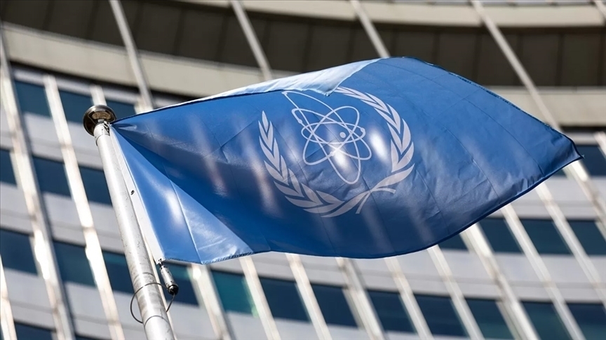 savunmaguvenli's tweet photo. 🇮🇷Uluslararası Atom Enerjisi Ajansı (#UAEA), #İran'ın Natanz Nükleer Tesisi'ne düzenlenen saldırıyı doğrulayarak olası bir felakete karşı tarafları itidalli olmaya çağırdı.
İranlı yetkililer tesiste herhangi bir radyoaktif sızıntı tespit edilmediğini açıklarken, #İsrail medyası bu kritik operasyonun doğrudan #Amerikan savaş uçaklarıyla yapıldığını iddia etti.