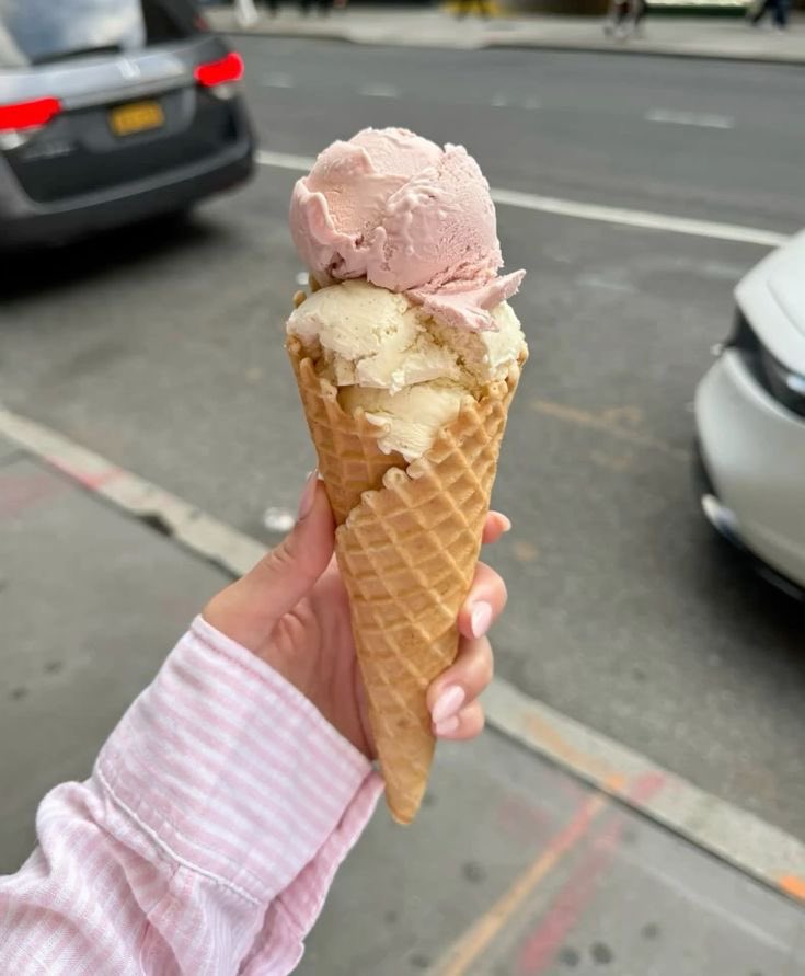 (not) Dua tweet media