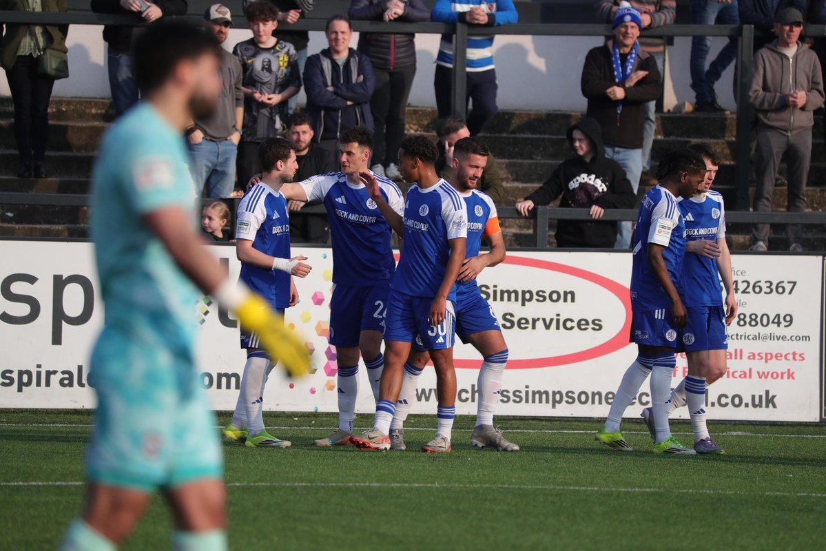 Macclesfield FC (C) tweet media