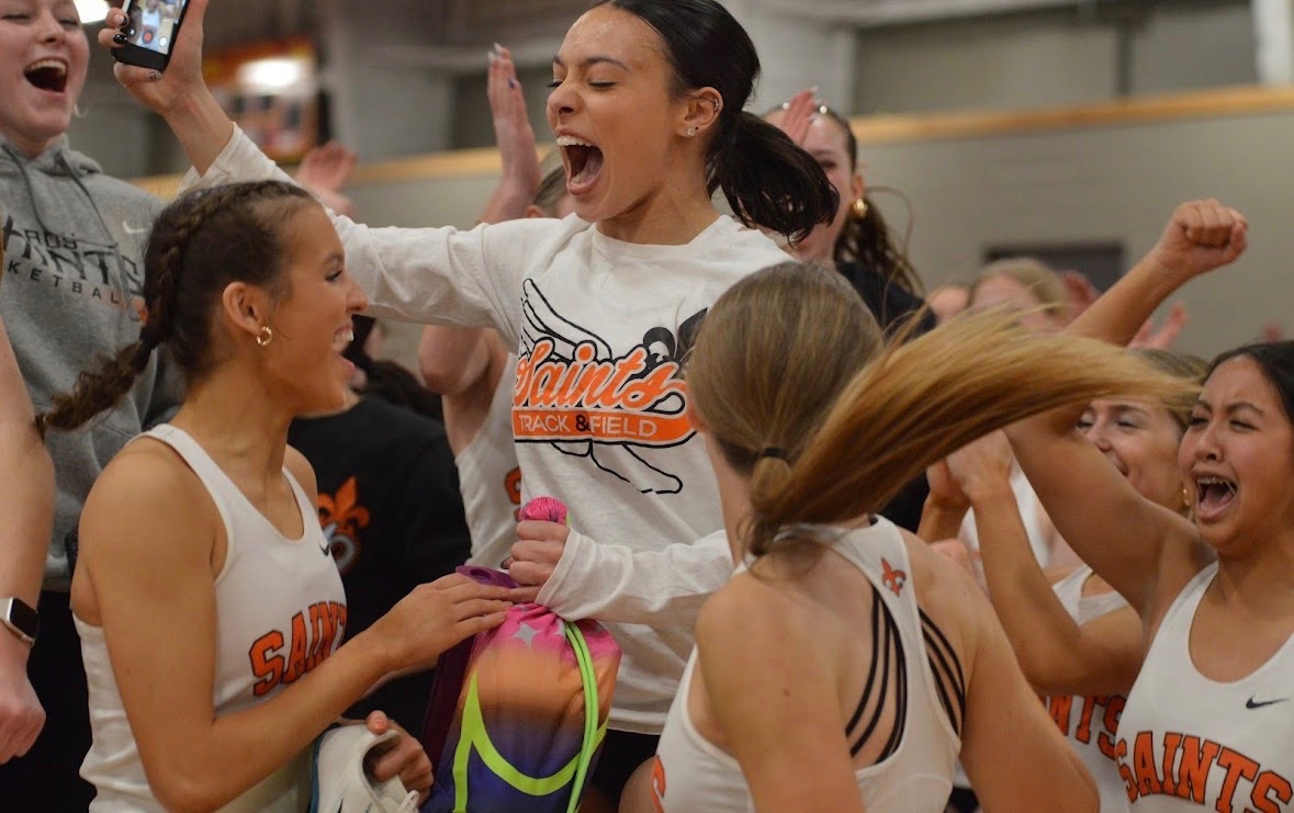 STCE GIRLS CC/TRACK tweet media