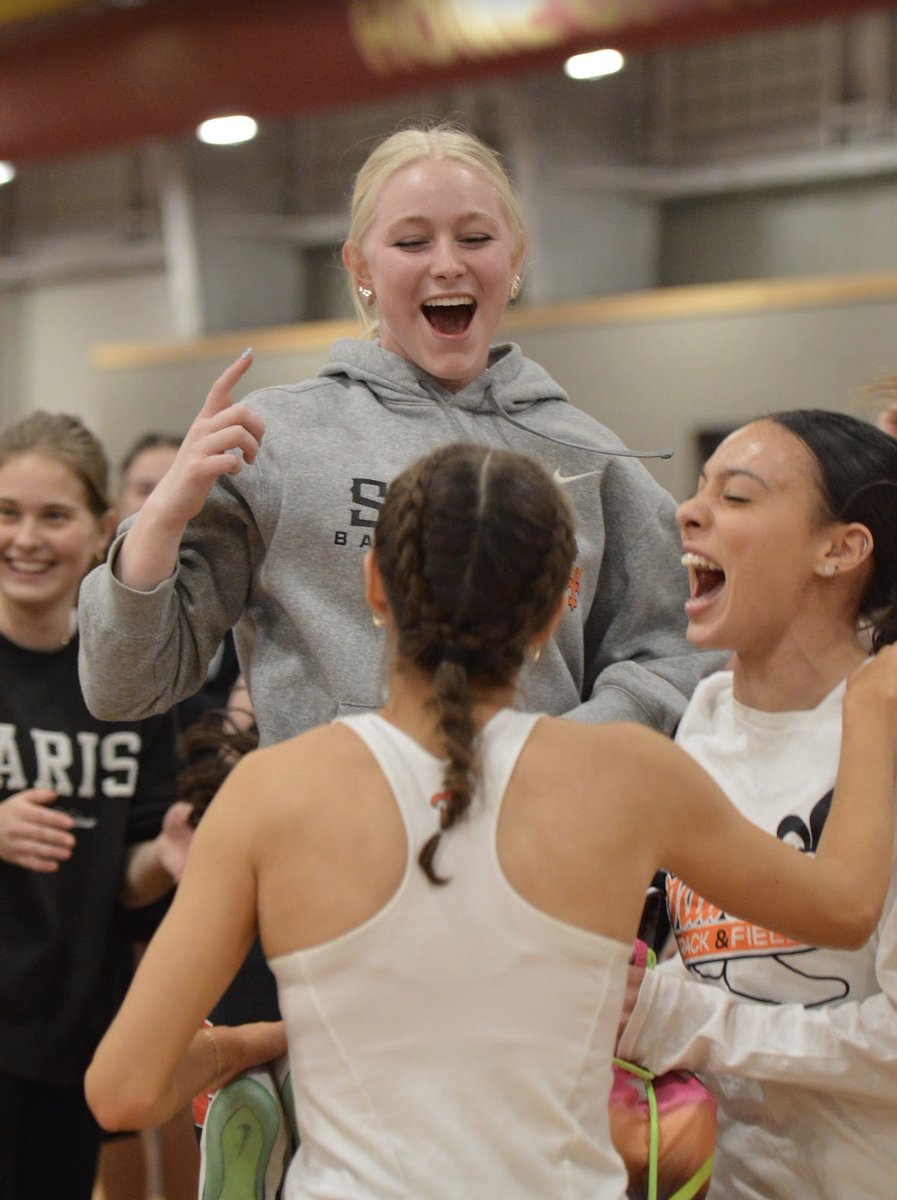 STCE GIRLS CC/TRACK tweet media