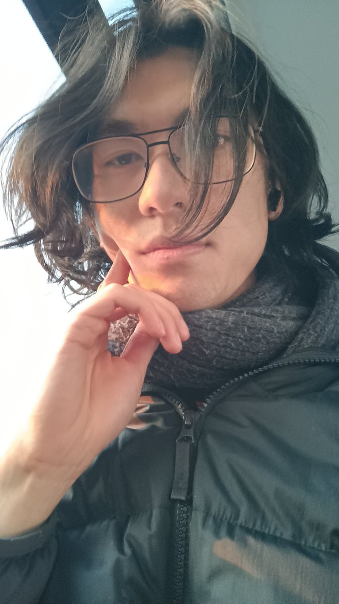 Deux neuils qui se regardent
(Might delete)