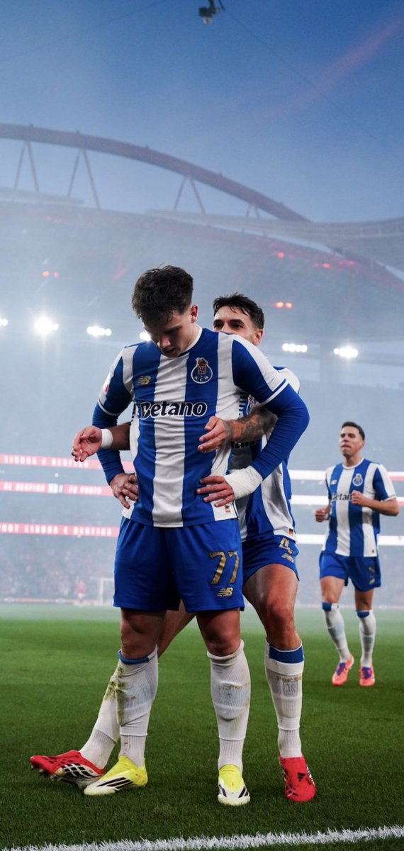 𝙑𝙞𝙩𝙞𝙣𝙞𝙣𝙝𝙤🇵🇹 #VitinhaBallondOr tweet media