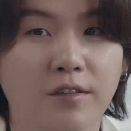 daily yoongi teef tweet media