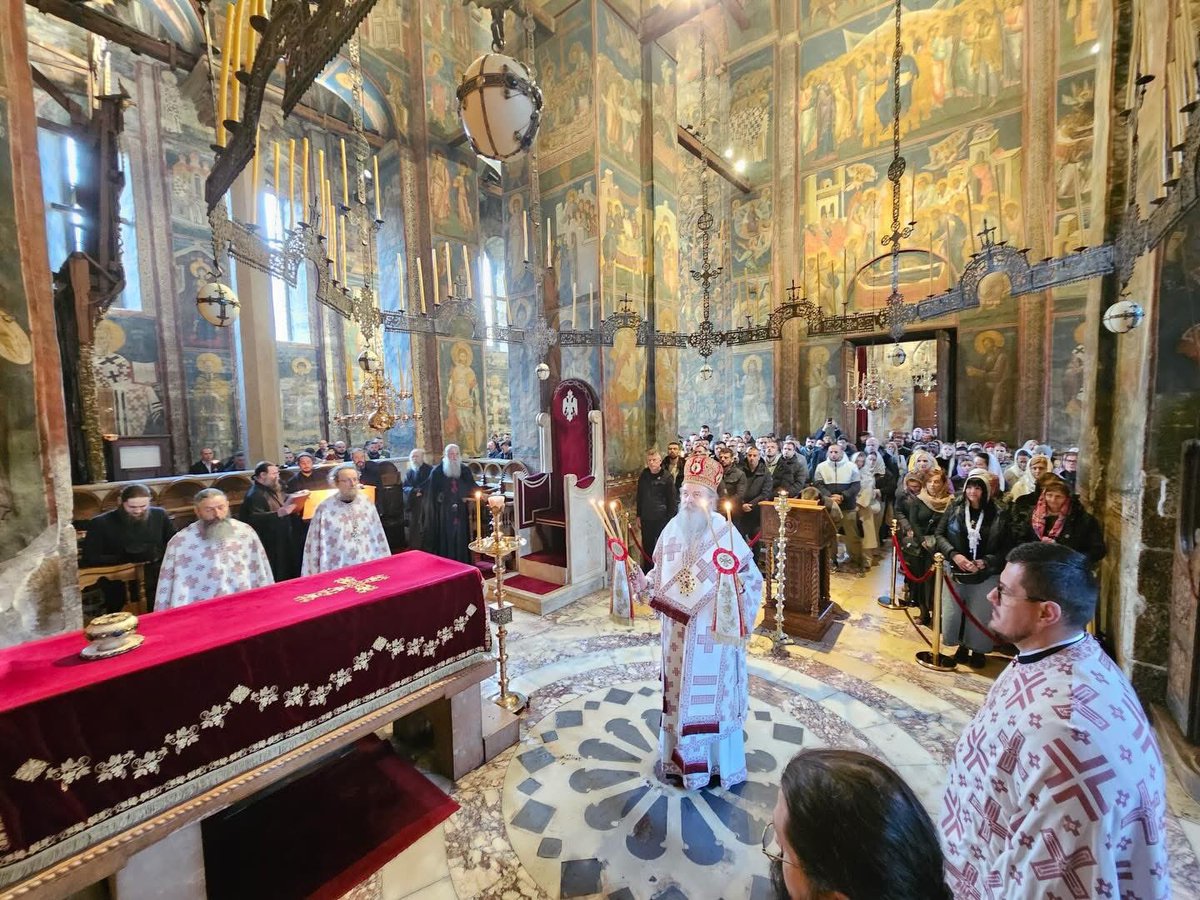 Манастир Високи Дечани tweet media