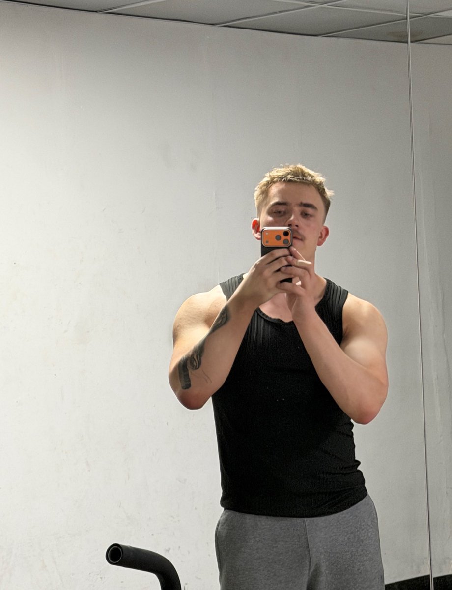 ваддим tweet media