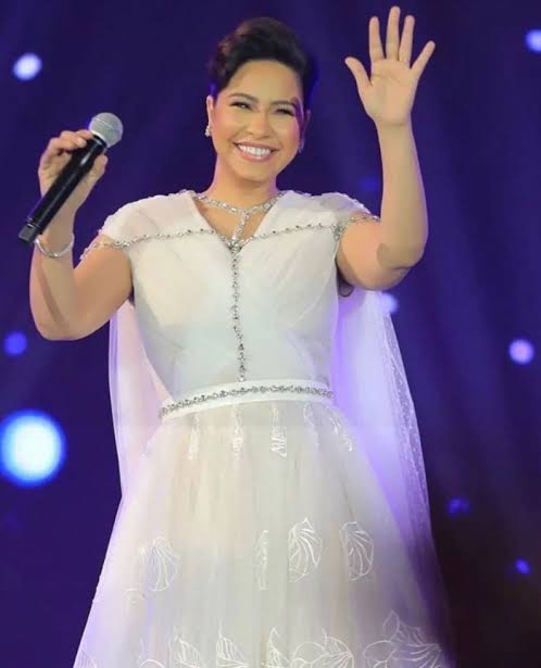 كل يوم صورة لشيرين لحد ماترجع tweet media