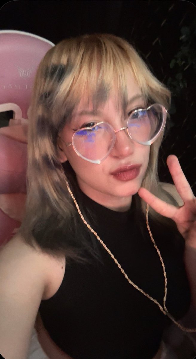 𑁨 AKV Bunnileyah ★ ˎˊ˗ tweet media