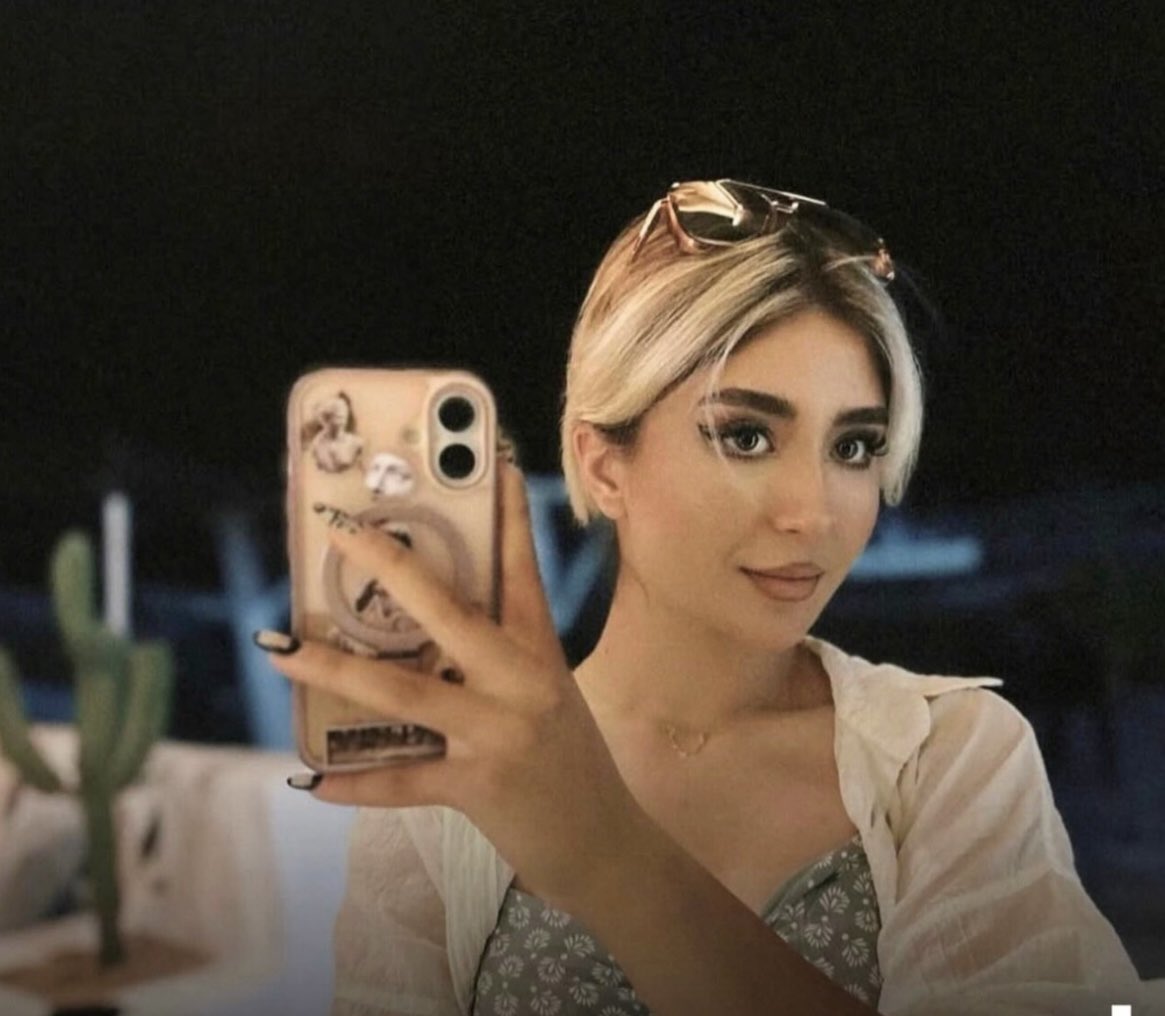 یزدان دادمهر tweet media