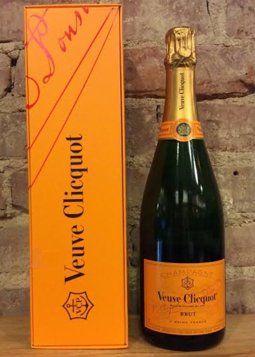 Share_Trader tweet media