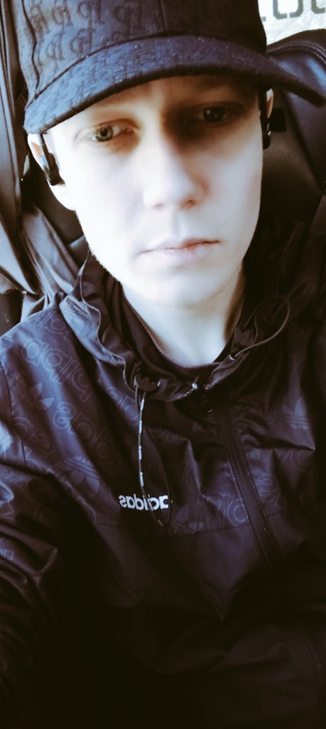 Ryan Burns tweet media