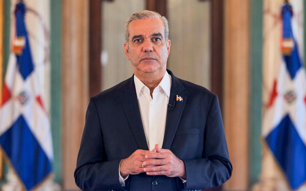 El presidente Luis Abinader aseguró que el país está preparado para enfrentar el impacto de la crisis internacional del petróleo.

📌Se mantienen medidas para proteger a las familias: subsidio a fertilizantes, GLP sin alza y fortalecimiento de programas sociales.