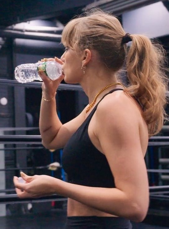 cowboy like tay tweet media