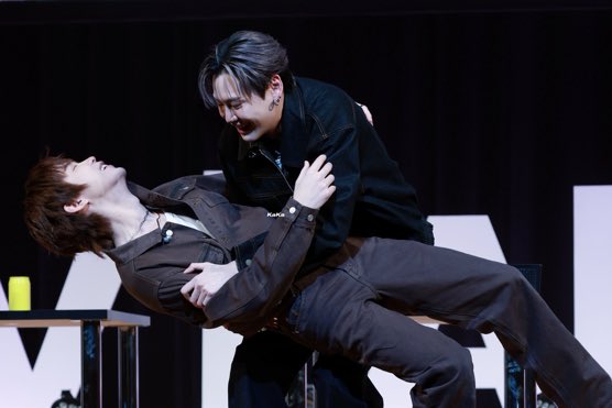 bellissimi amori miei 🫶

BOUNPREM FANDAY30 IN TOKYO
#BounPrem 
#bb0un #prem_space
#BPFANDAY30XTOKYO 
#GMMTVFANDAY30INTOKYO