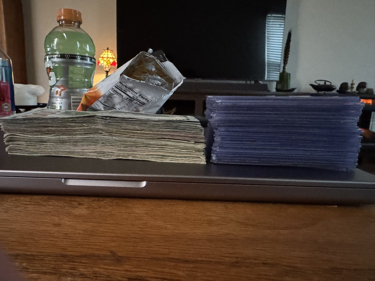 Cyber Mew Type tweet media