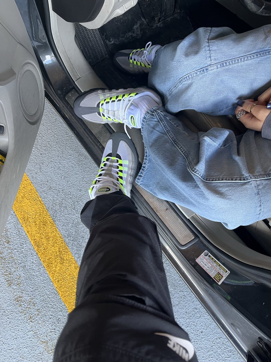 N ΩRM RegulaR tweet media