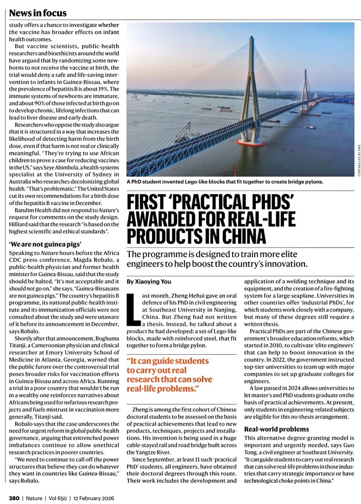 joseramosvivas's tweet image. The end of "publish or perish"? 📄❌ China has just awarded its first "Practical PhDs," marking a major shift where tangible products now weigh more than academic papers. 🧵👇
​1️⃣ Beyond the Paper: For the first time, doctoral degrees are being granted based on product