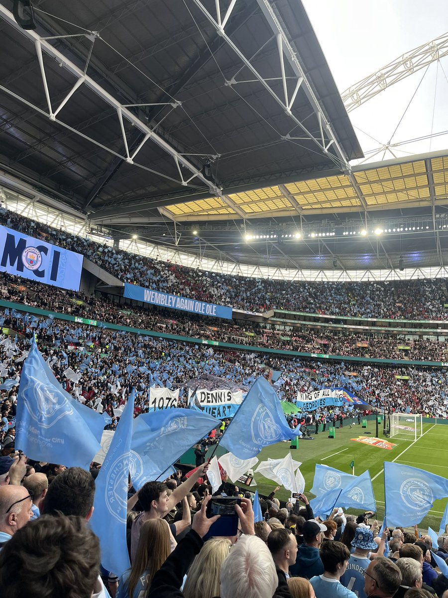 AdamG_24's tweet photo. What a day out that was!! Couldn’t have asked for anymore in a cup final. Put those cockney reds in their place with their shit netball tactics! And Nico Orielly I love you 🏆 https://t.co/cjE1M1e3Xo