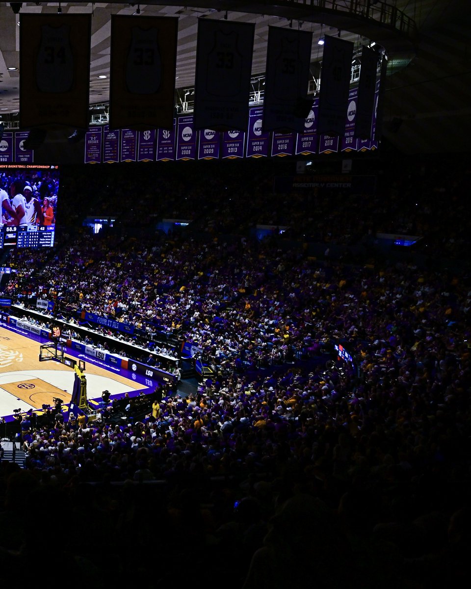 LSU Tigers tweet media