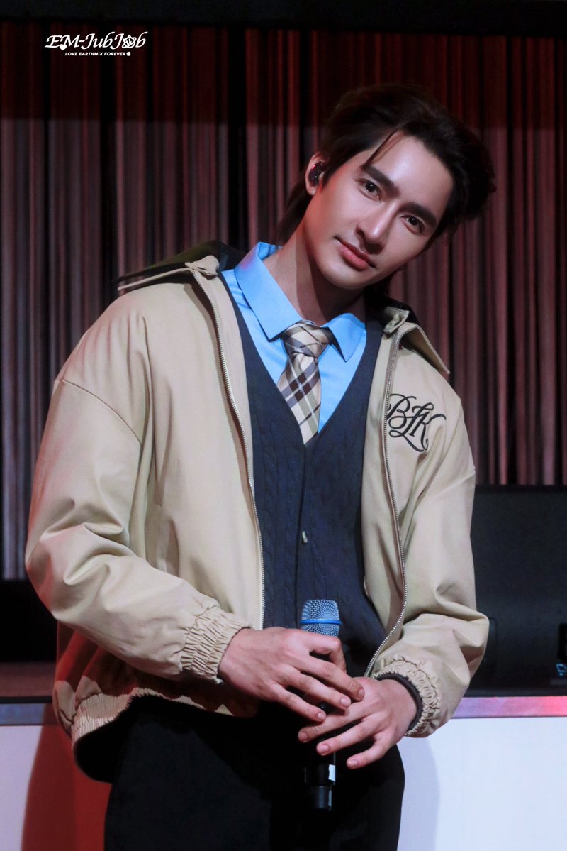 EM_jubjub🇨🇳 tweet media