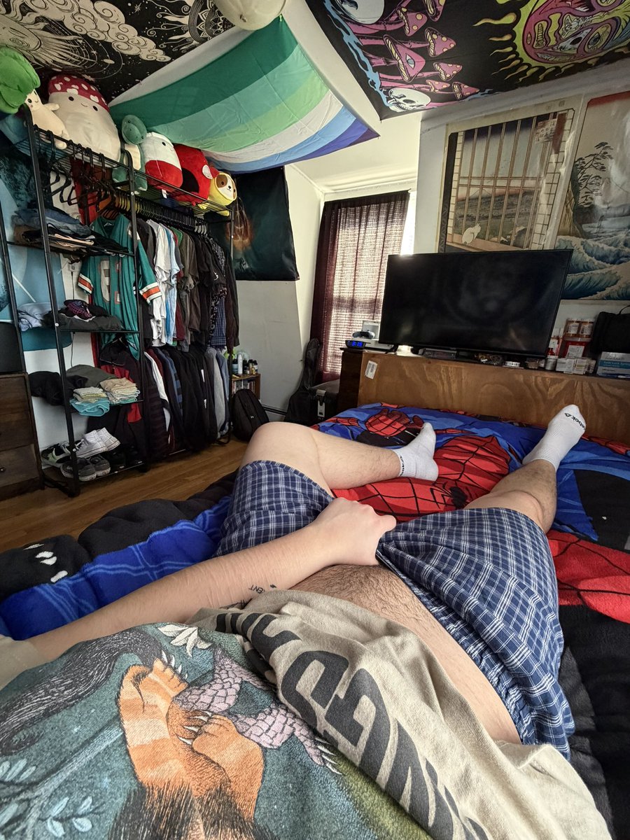 Myles🐾🔞 tweet media