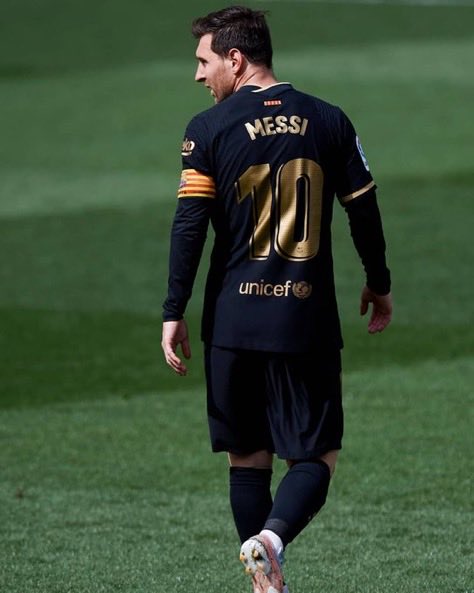 Messineta tweet media