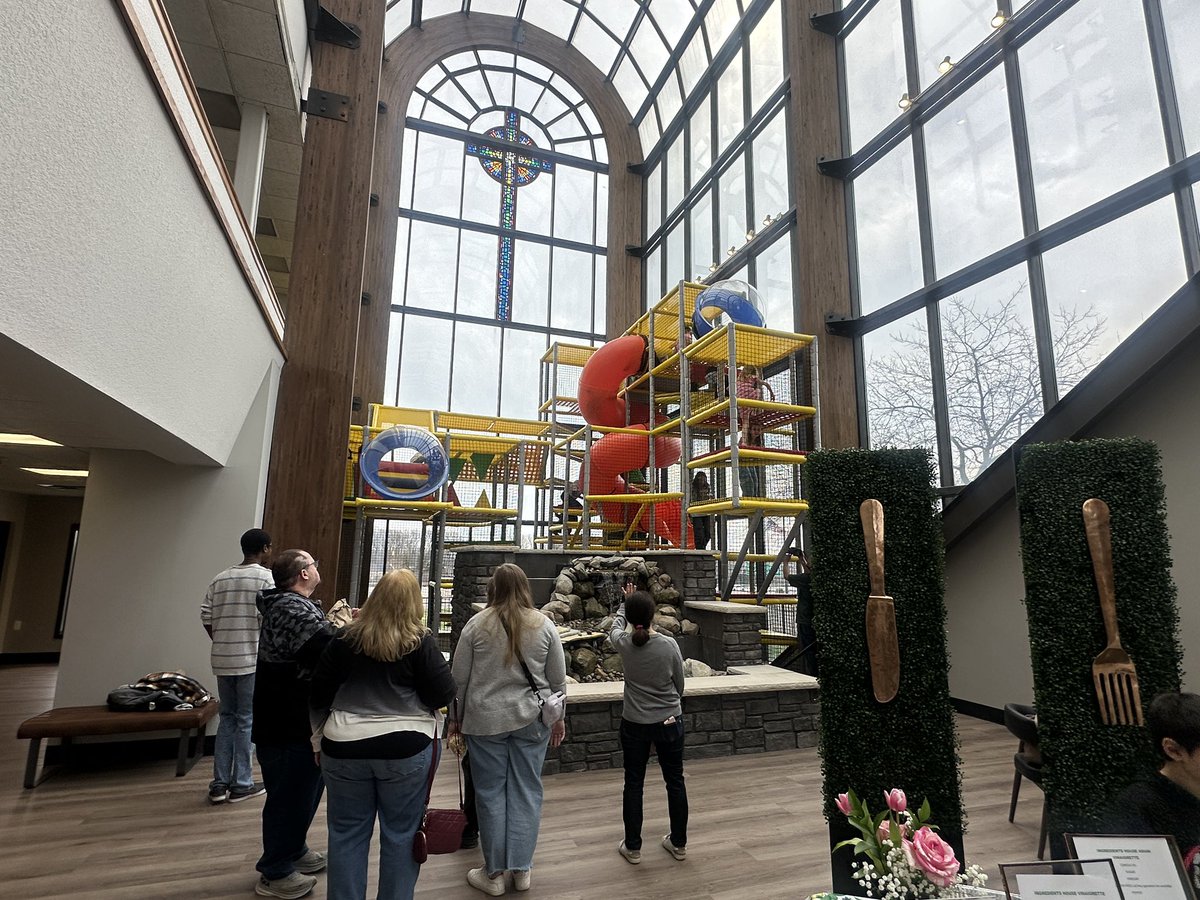 HilltopNaz's tweet photo. What a day at Hilltop! 
Worship, God’s Word, and celebrating all He’s doing—from reopening the Atrium, Coffee House, Gym &amp; Play Park to our Eagles kids’ bake sale supporting the Farmington Hills K-9 Unit. There was life and joy everywhere you looked! 
God is moving, be inspired! https://t.co/iINY74qs5i