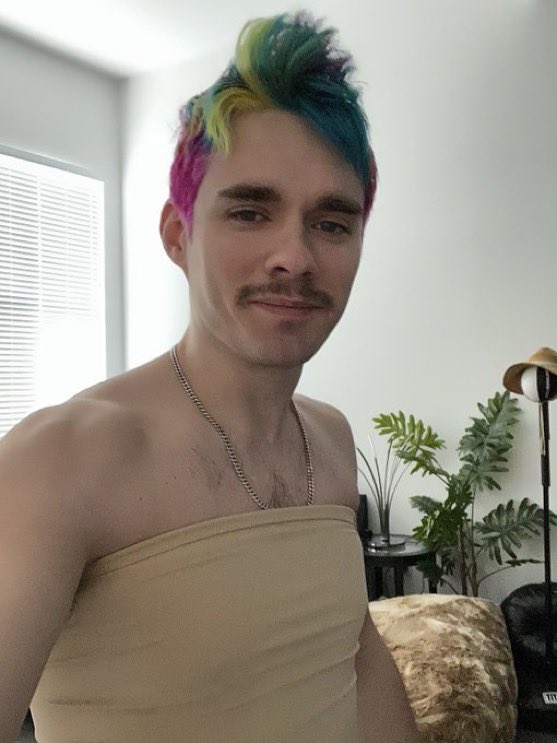 julia ⋆˙⟡ tweet media