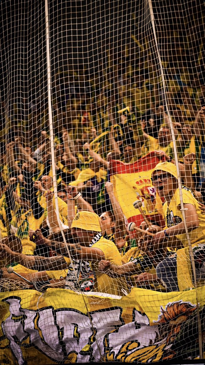 furiaamarilla23's tweet photo. SOMOS CAMPEONES DE LA COPA DE ESPAÑA. Nos hemos dejado todo en la grada, estamos muertos. Gracias por acompañarnos en cada cántico, por veniros a la grada, gracias a vosotros hemos sido locales en cada partido y lo supuesto a los jugadores, somos un binomio que nunca falla. https://t.co/0i1IBj7ojX