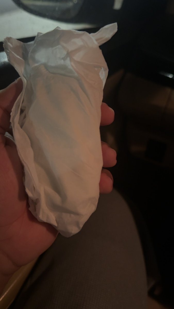 ليون!! tweet media