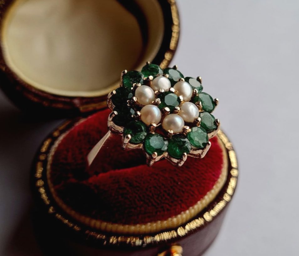 Elle Lookbook tweet media