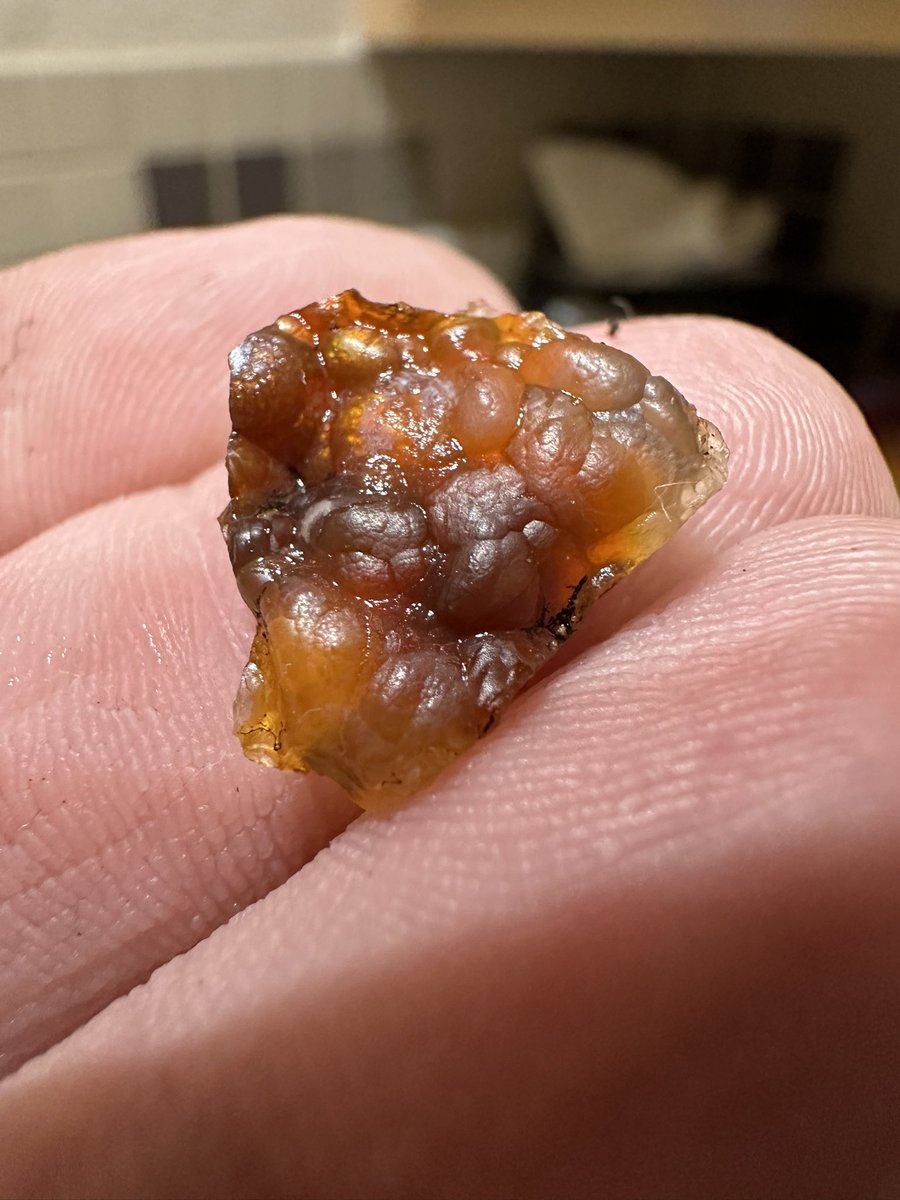 DJKingJam's tweet photo. Couple of the small ones… sometimes they are the best 😎🤙🏼💯 #Agates #Arizona @jamescara75 https://t.co/tuCObFMpxt