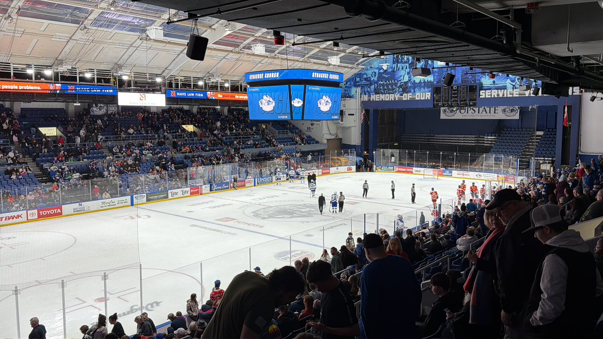 kdcoffey93's tweet photo. View from Section 209, Row J, seat 6!

@SyracuseCrunch #tullyspucks https://t.co/3kxS9uCYac