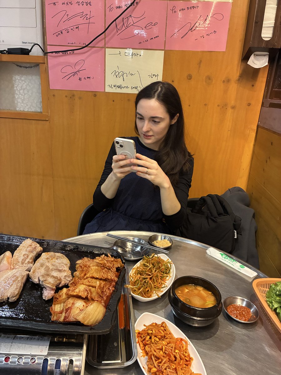 Pražský Králík tweet media