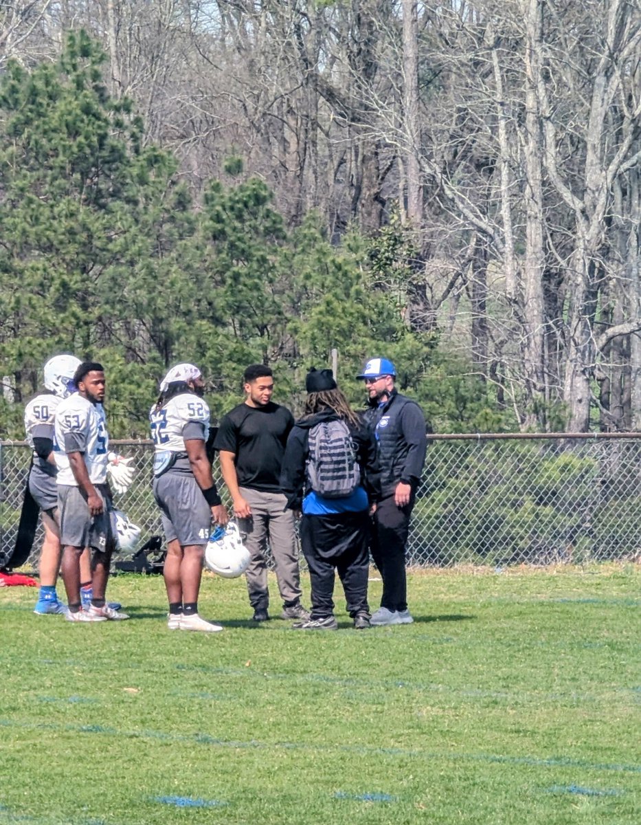 James Vinnie III tweet media