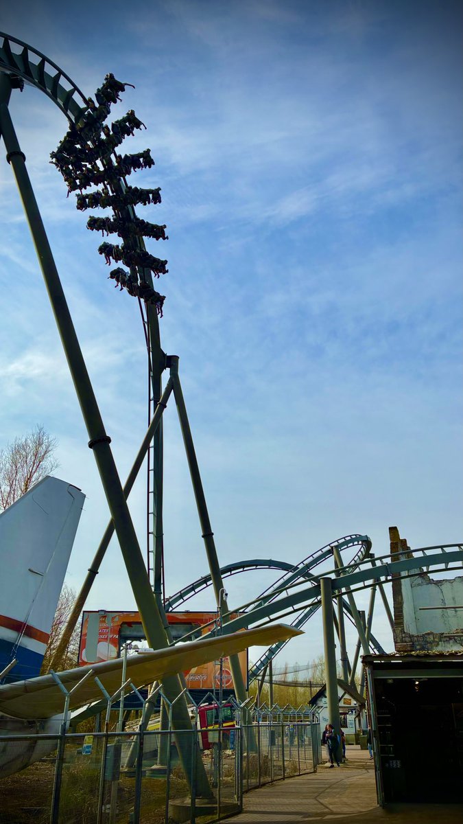 HBYCoasters's tweet photo. Well… @THORPEPARK absolutely nailed that! Fantastic start to the season! Firstly, opening half an hour earlier and closing an hour later than advertised. The ops were, across the board, the best I’ve ever seen. Full ride lineup - downtime was minimal. This is was we like to see https://t.co/17ZCU8dKFa