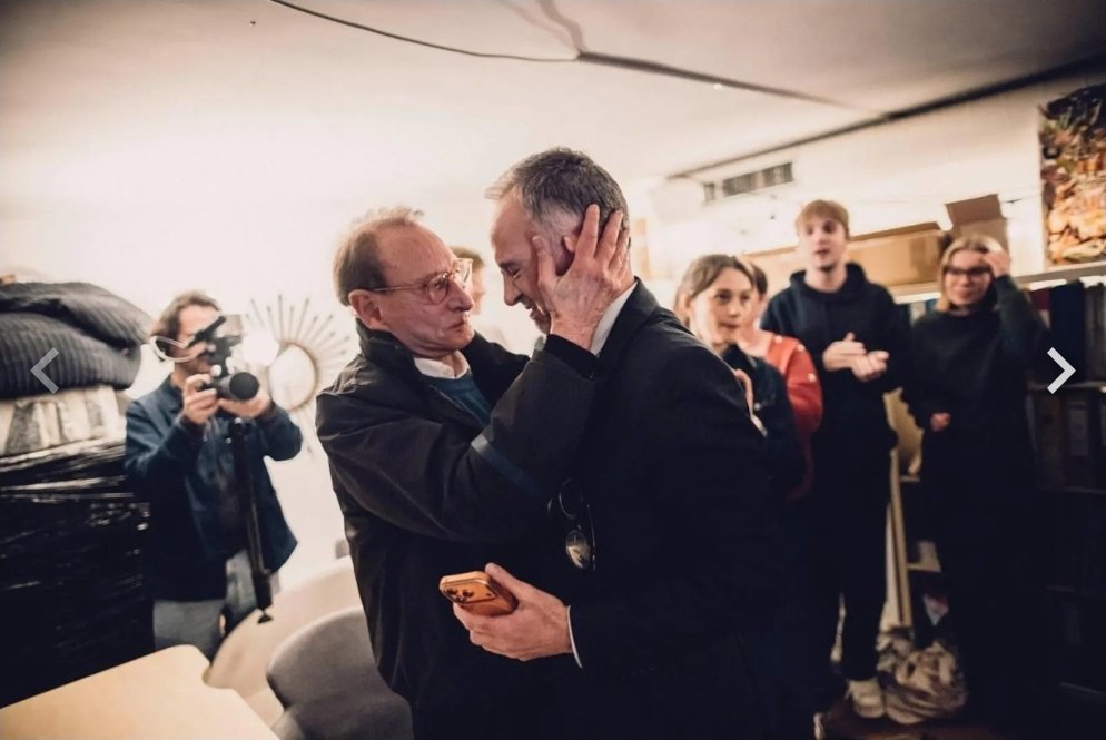 Aide Poule tweet media