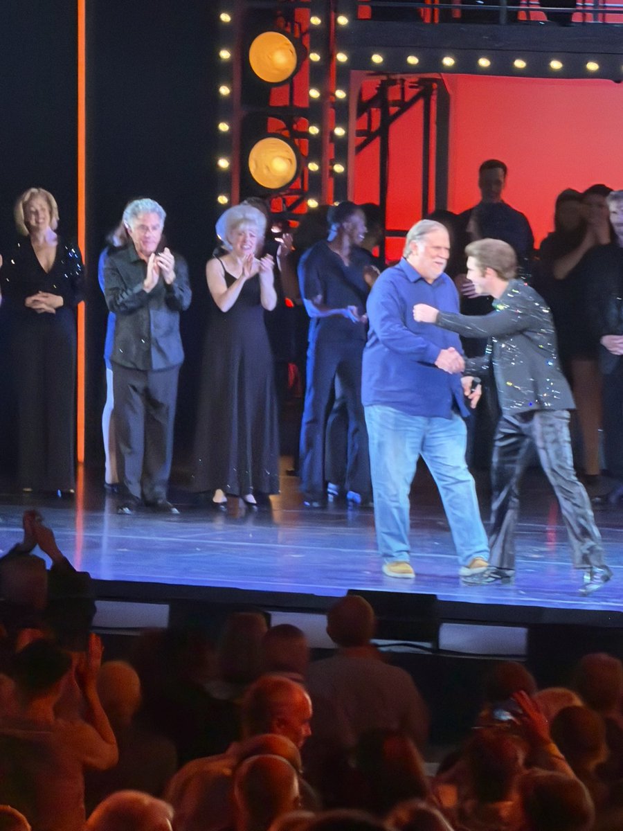 Courtney Cox Brown tweet media