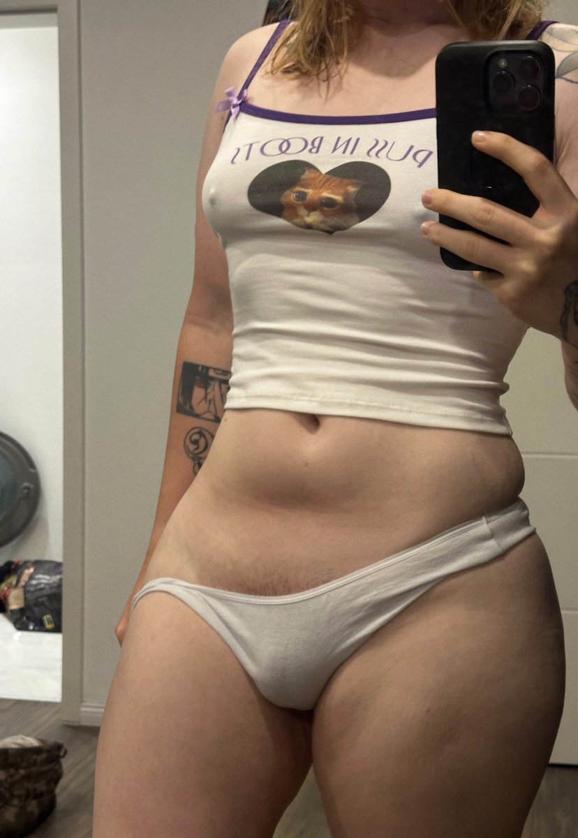 meowriza tweet media