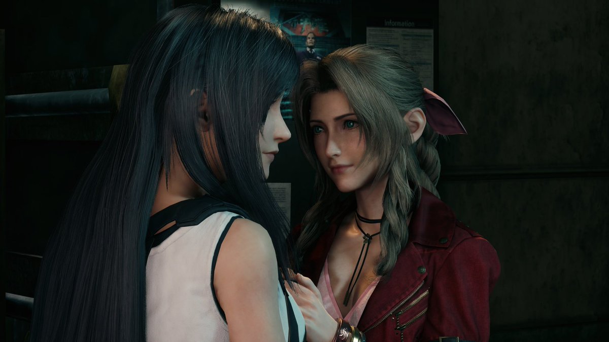 aerith makes me laugh sometimes. wants her so bad she’s burning holes through tifa’s face with her eyes