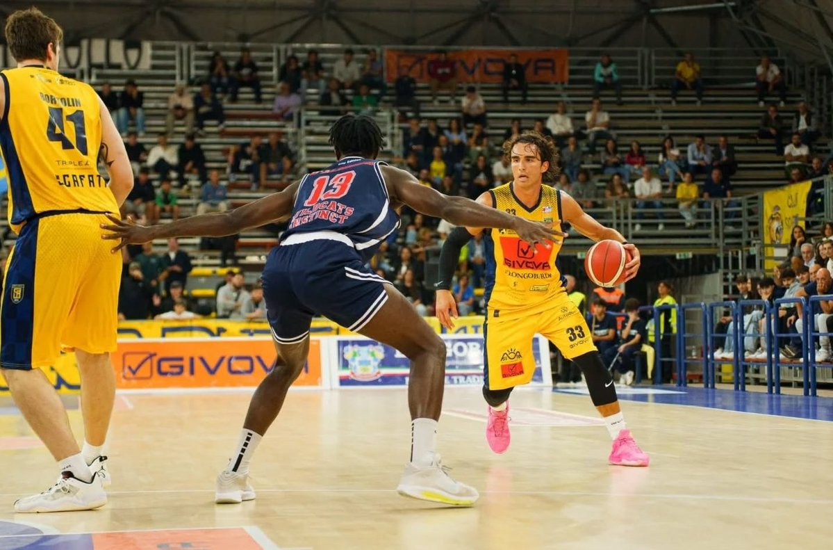 Basketinside.com tweet media