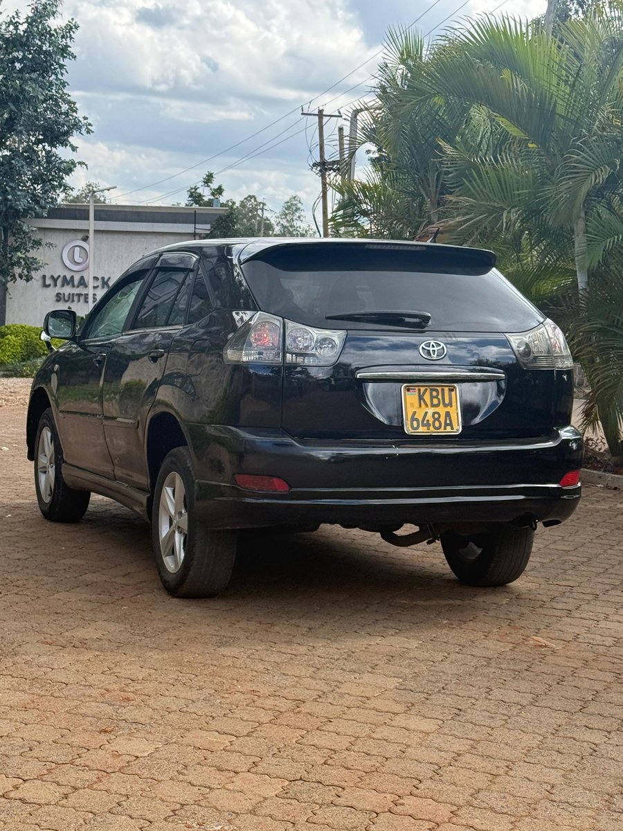 Derrickdgm's tweet photo. TOYOTA HARRIER
2400CC Petrol
2009model
Purely Accident Free 
Functional AC
Alloy Rims with New tyres
Fully loaded
Trade In Accepted.
Best Offer Price.......drop....900k
Location: kiambu road.  Four ways junction. 
call, Text or whatsapp:
0724470505 https://t.co/I9SYxonvau